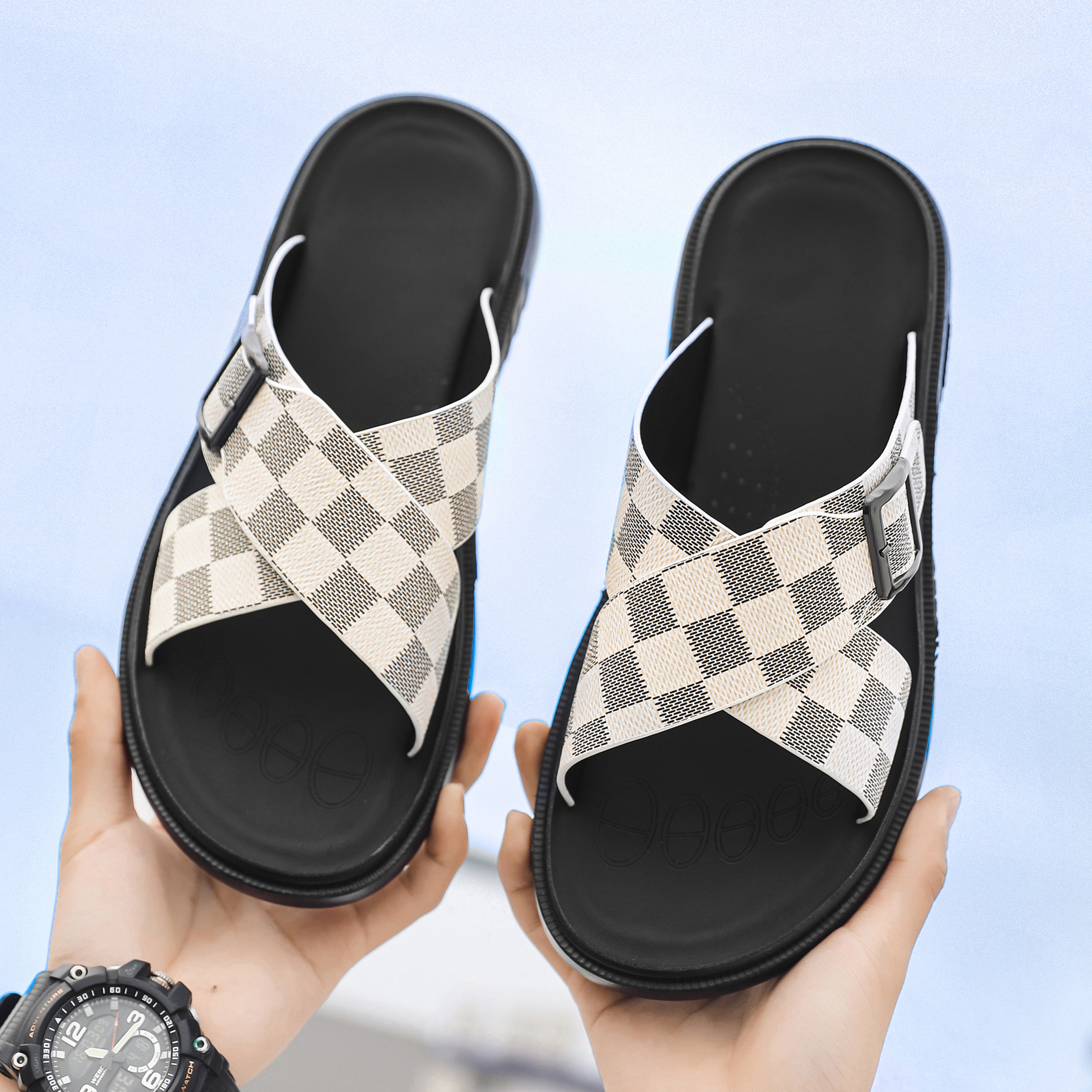 Chanclas cruzadas a cuadros para hombre Beige