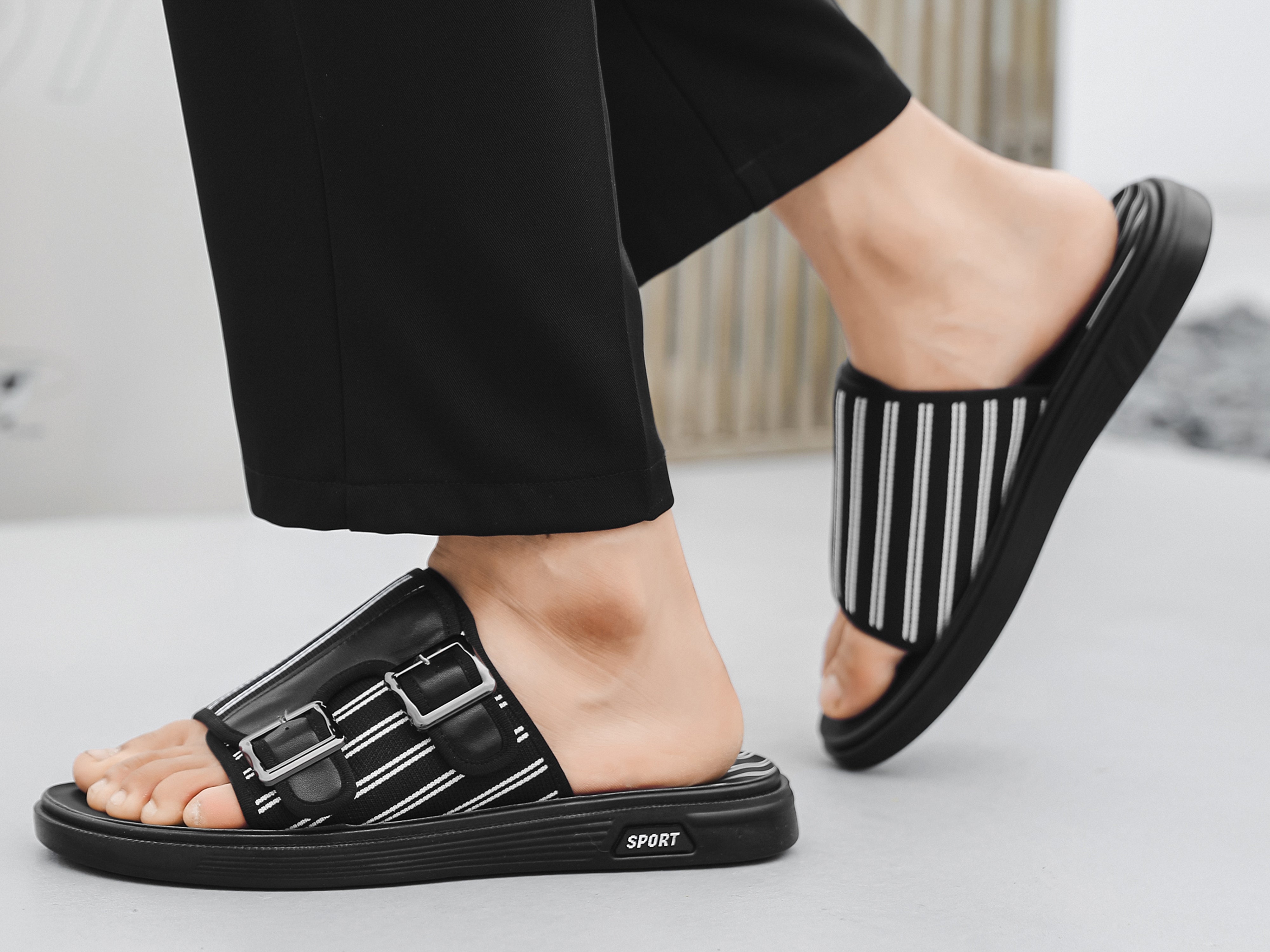 Men's Stripe Buckle Slides Black