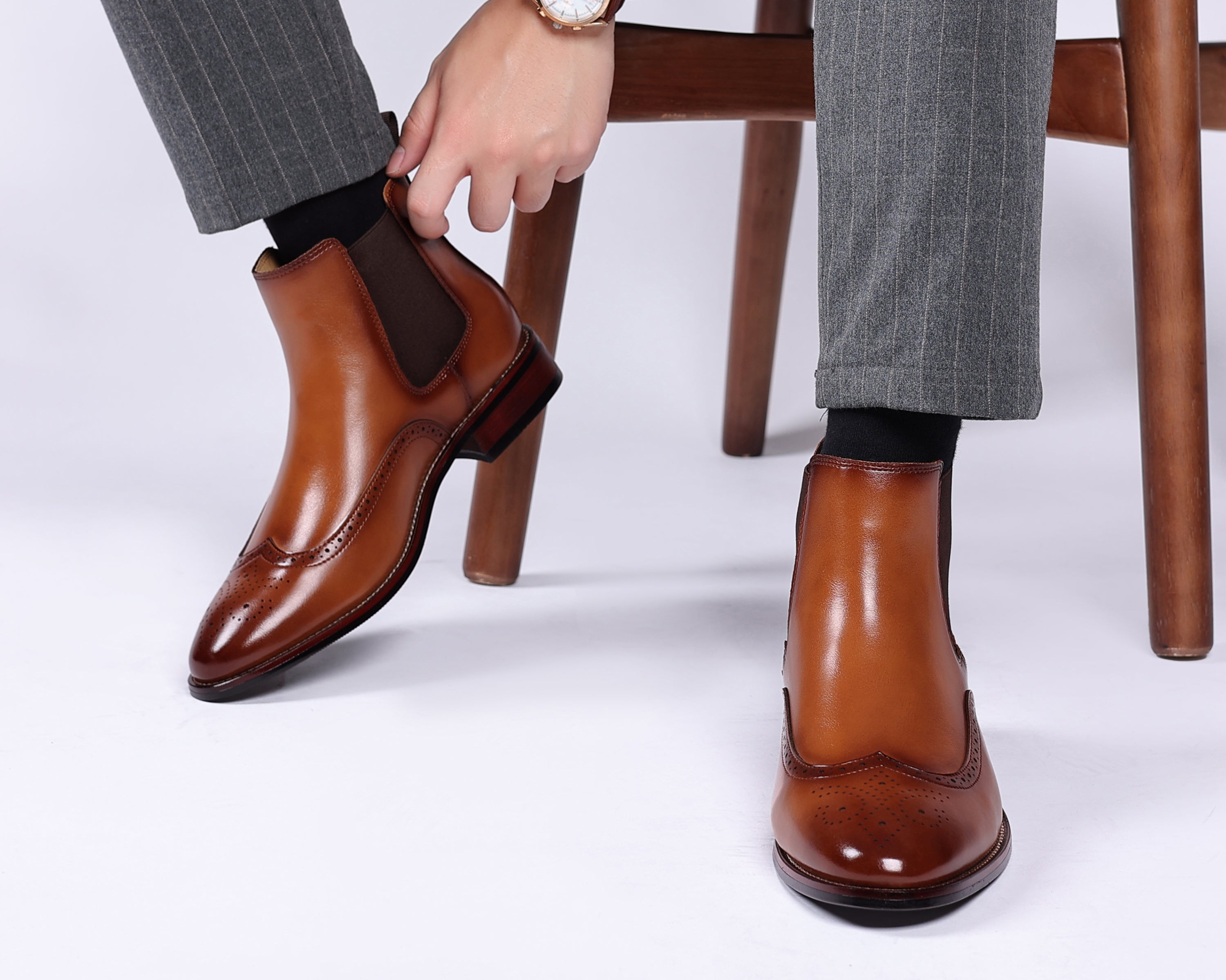 Botas Chelsea con detalle Brogue