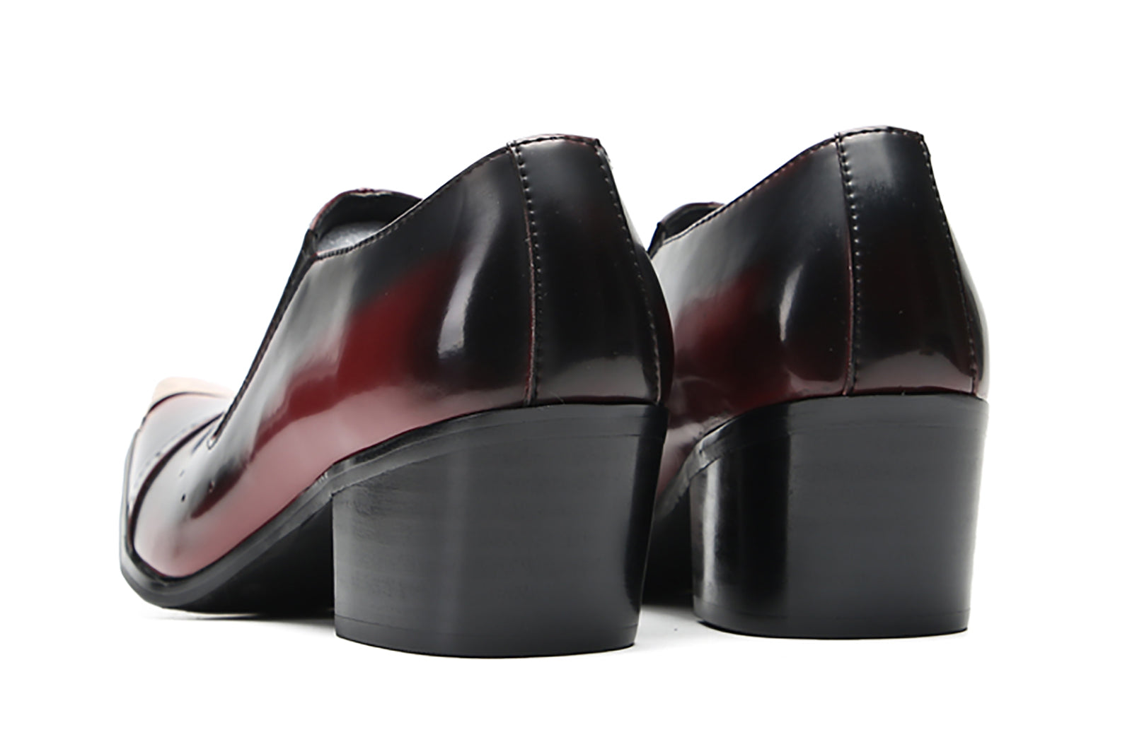 Mocasines occidentales con punta de metal para hombre