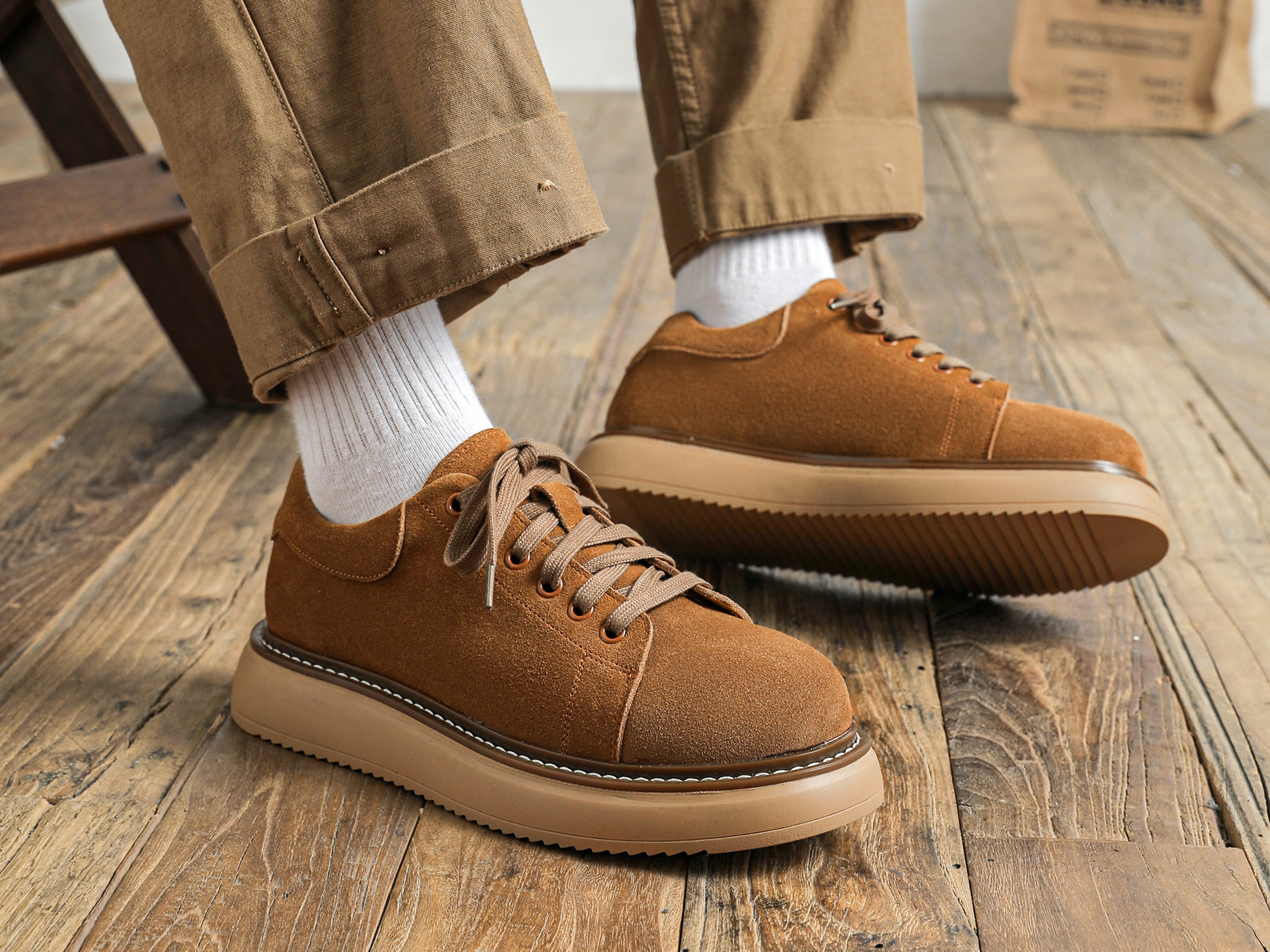 Zapatillas skate gruesas de ante para hombre