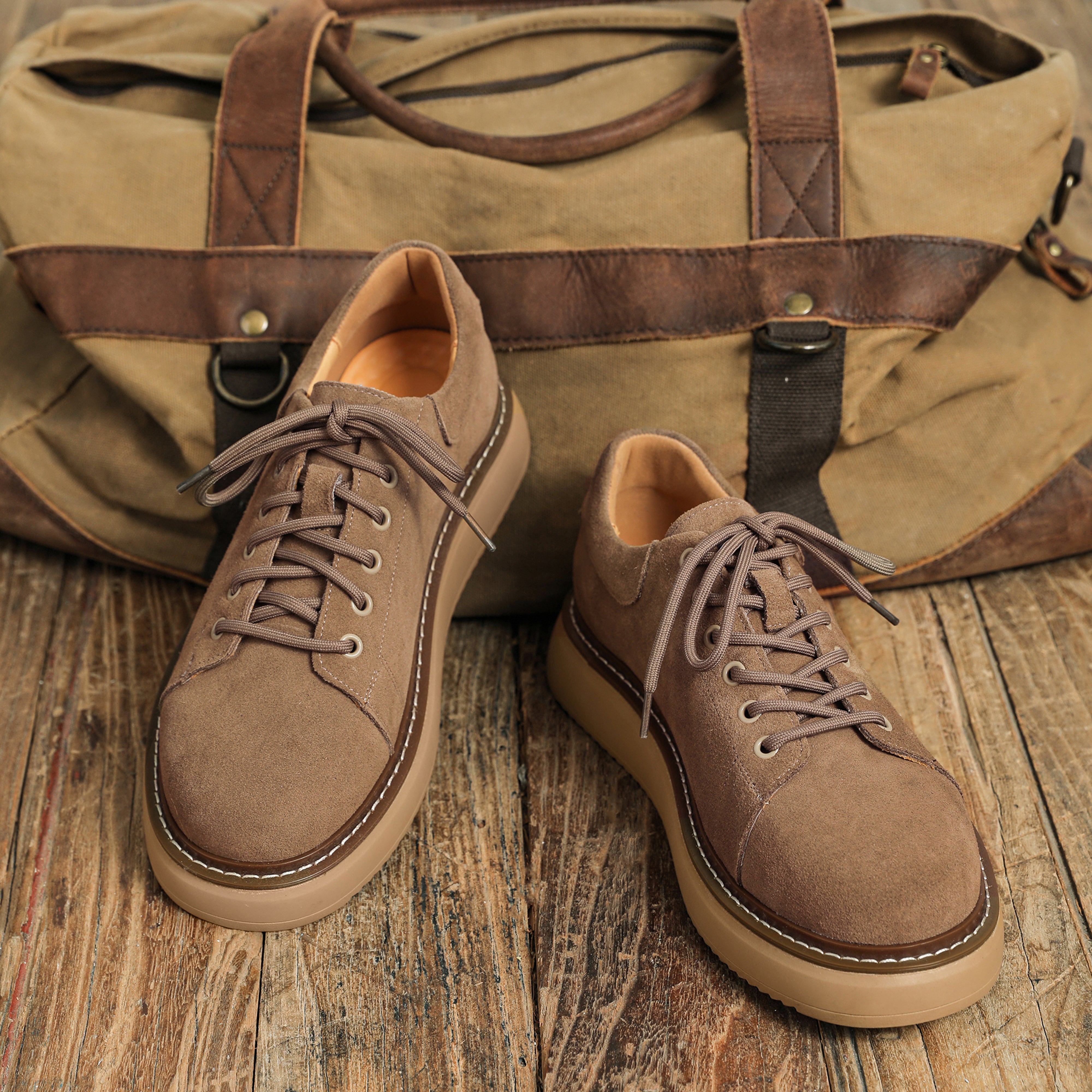 Zapatillas skate gruesas de ante para hombre