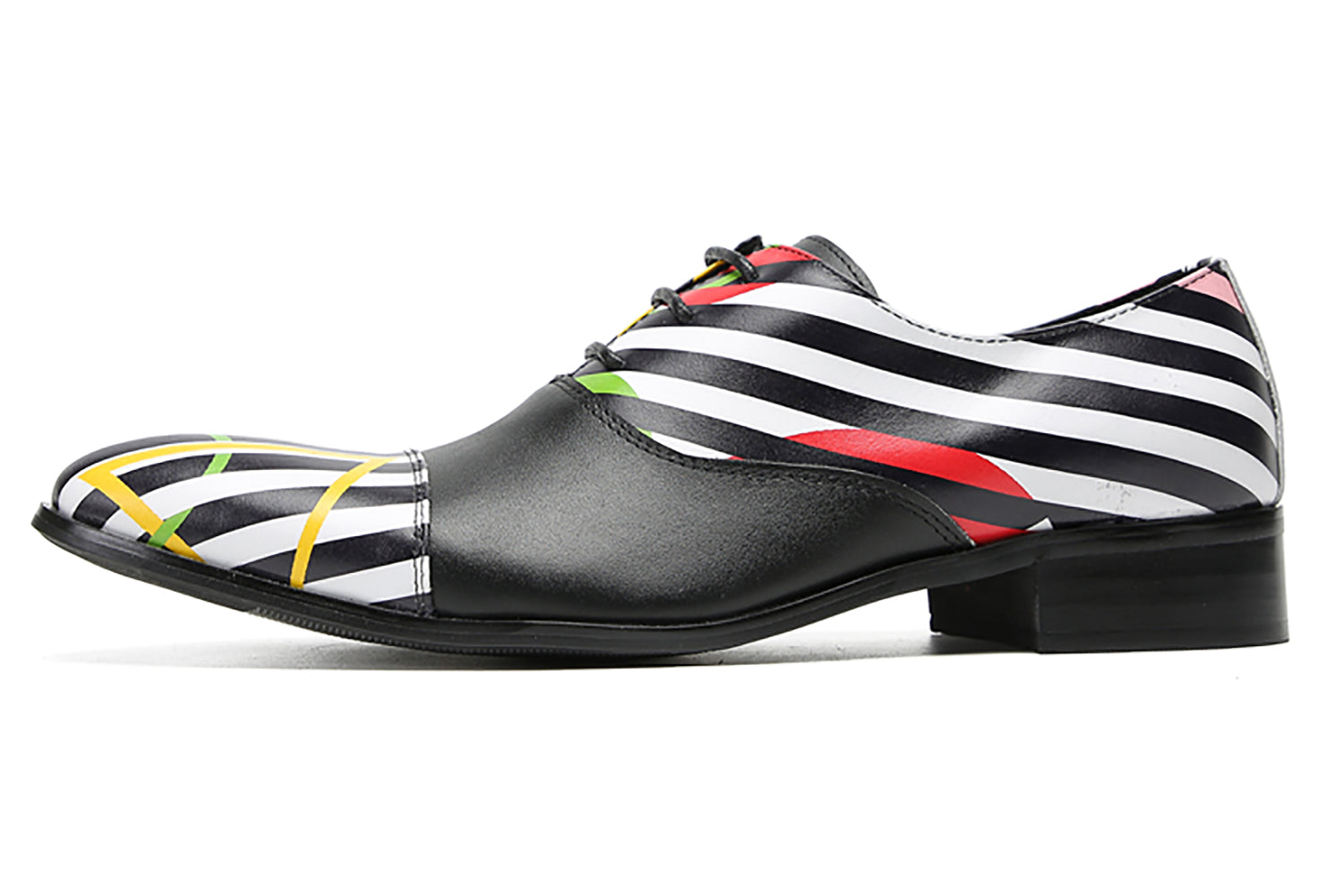Oxfords de vestir con estampado de rayas y punta de ala para hombre
