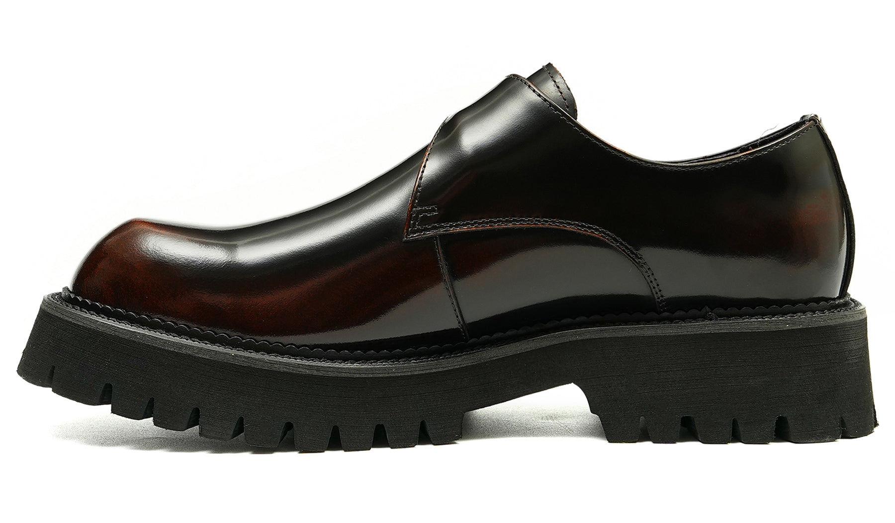 Mocasines con hebilla y suela gruesa a la moda para hombre