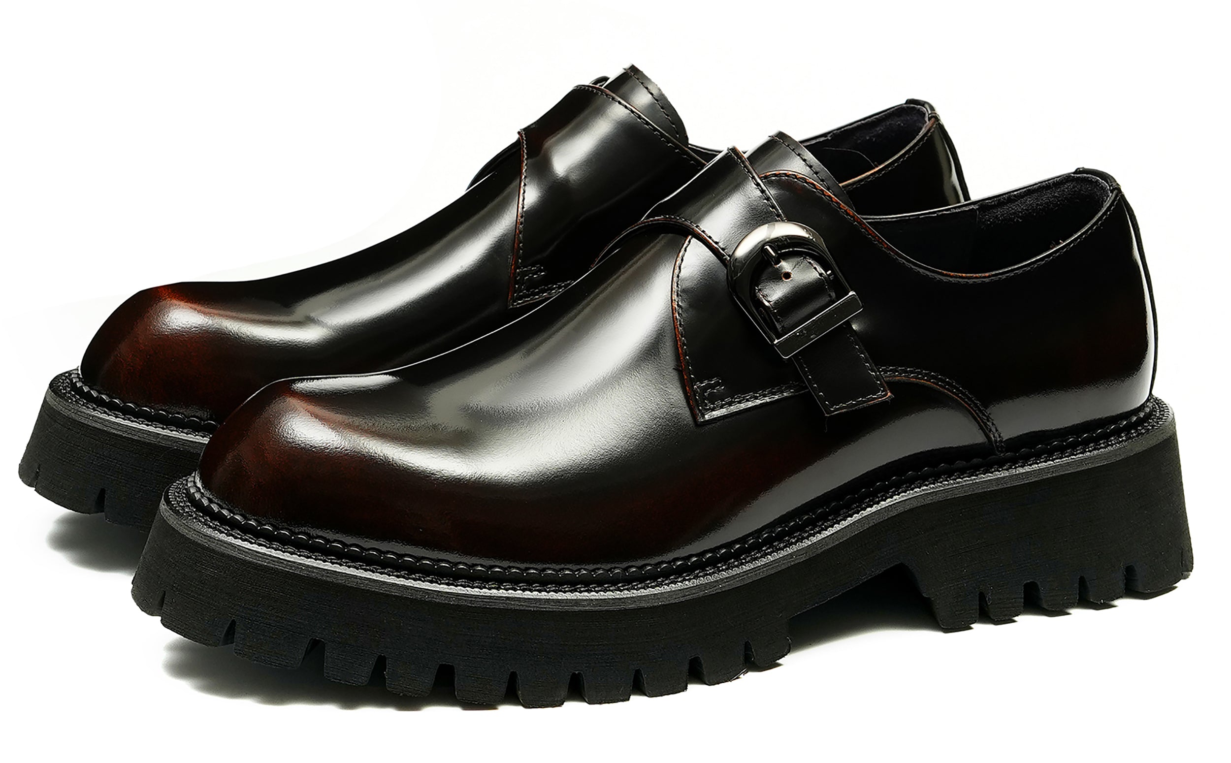 Mocasines con hebilla y suela gruesa a la moda para hombre