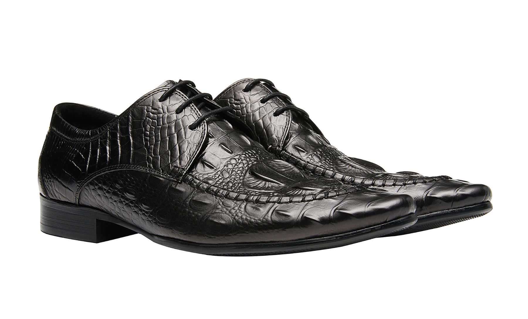 Derby de cuero con cordones y punta de ala para hombre 