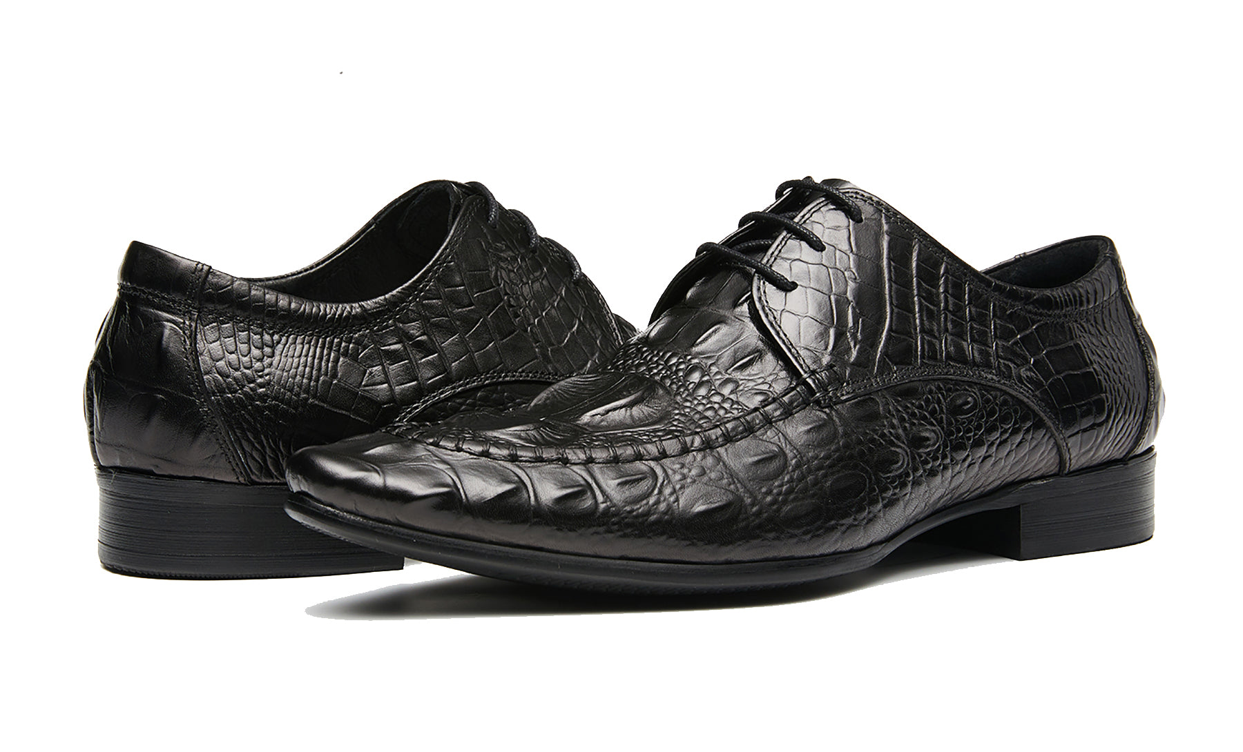 Derby de cuero con cordones y punta de ala para hombre 
