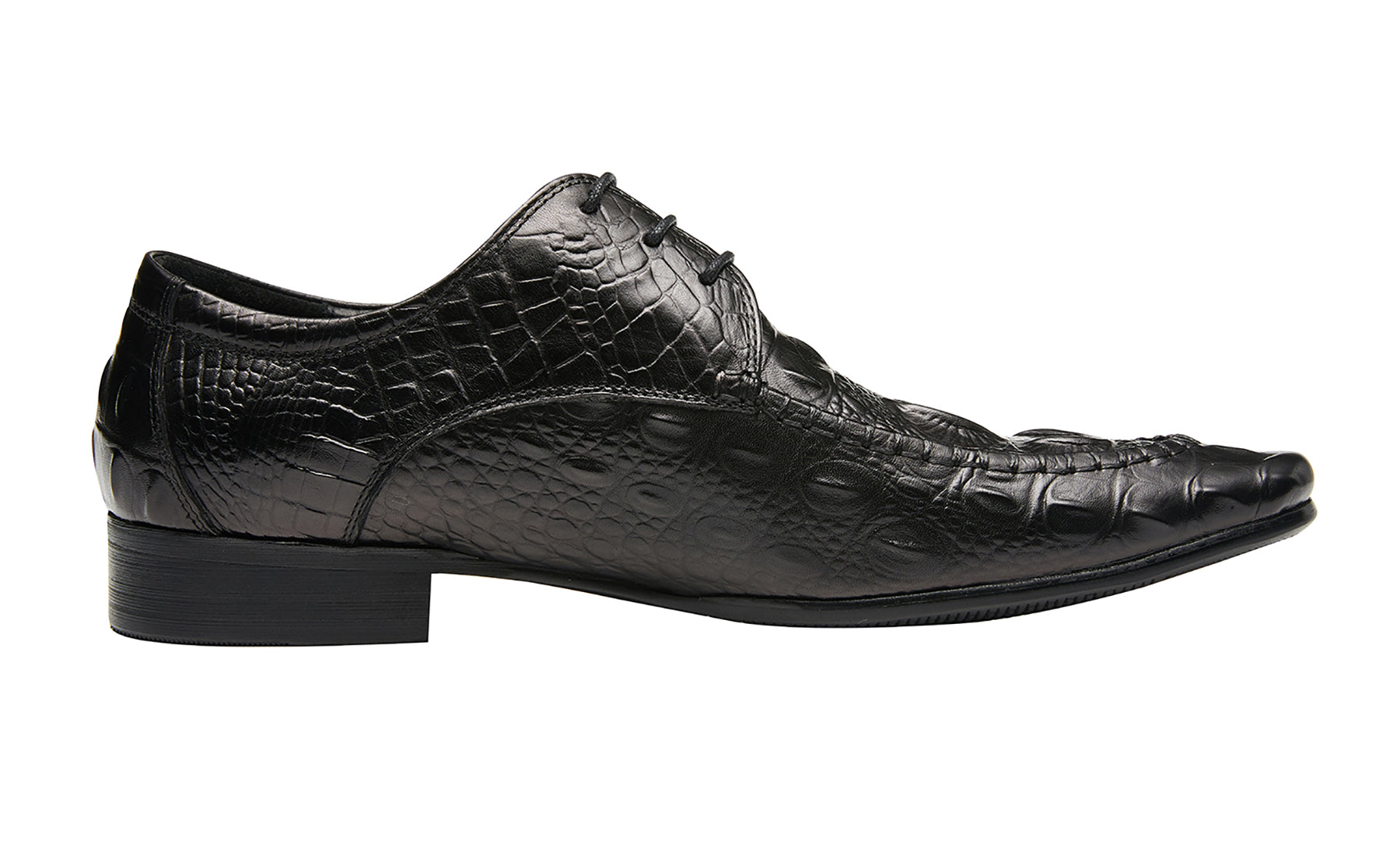 Derby de cuero con cordones y punta de ala para hombre 