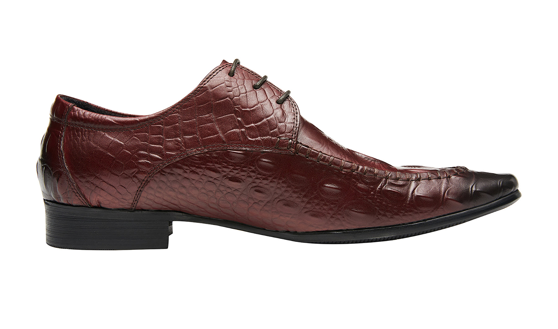 Derby de cuero con cordones y punta de ala para hombre 