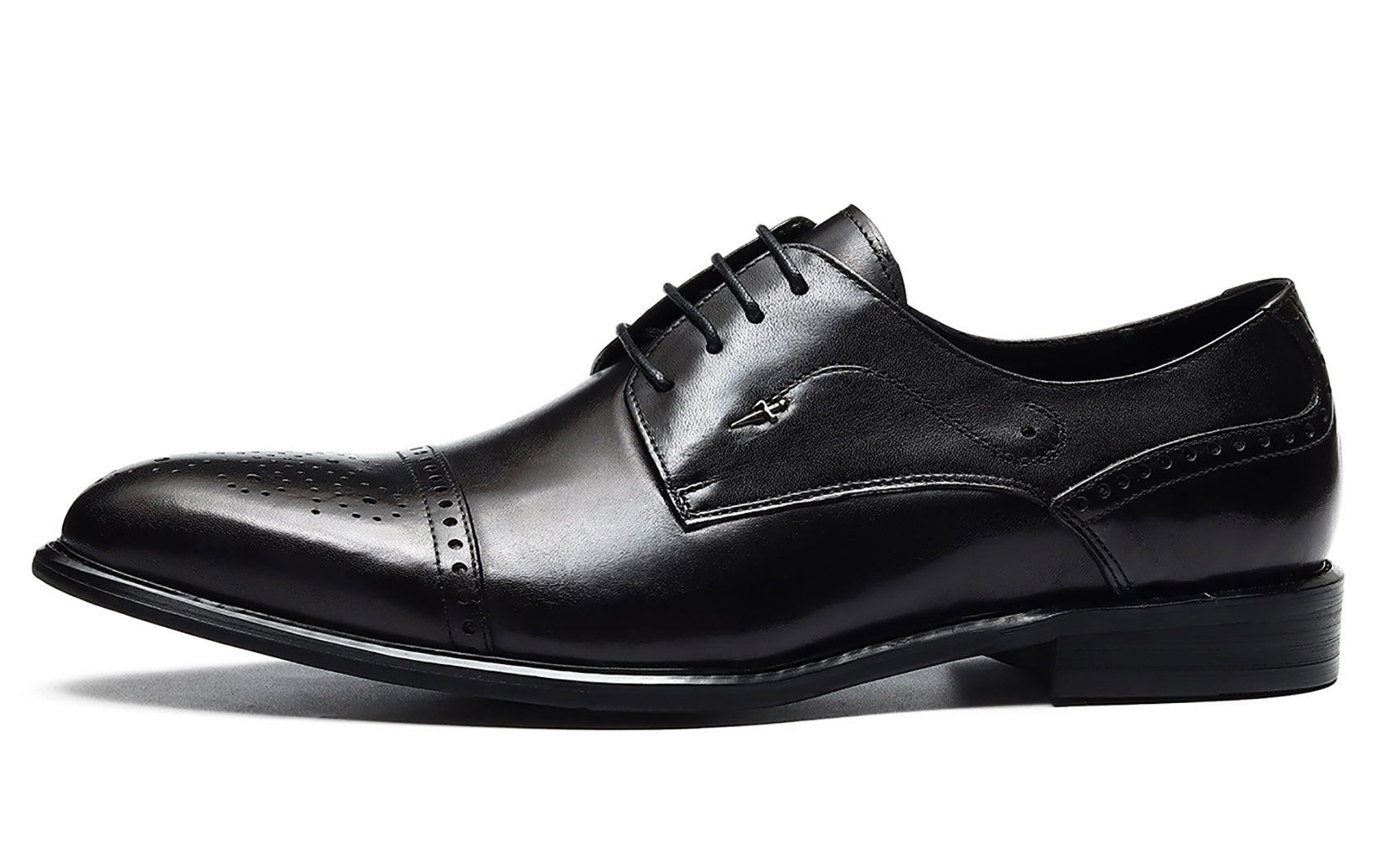 Derby de cuero con punta puntiaguda para hombre