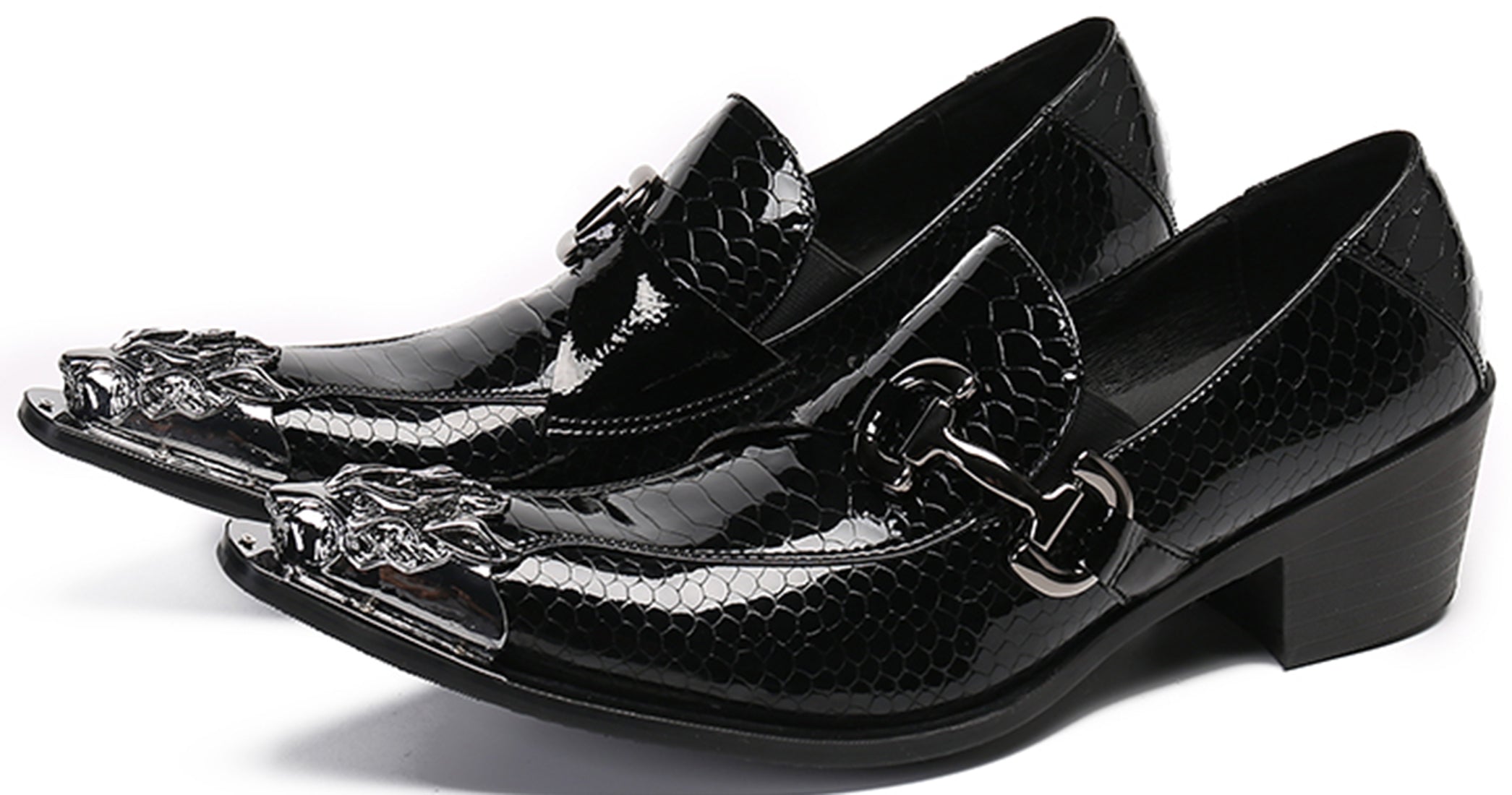 Mocasines estilo western con punta metálica de león para hombre 