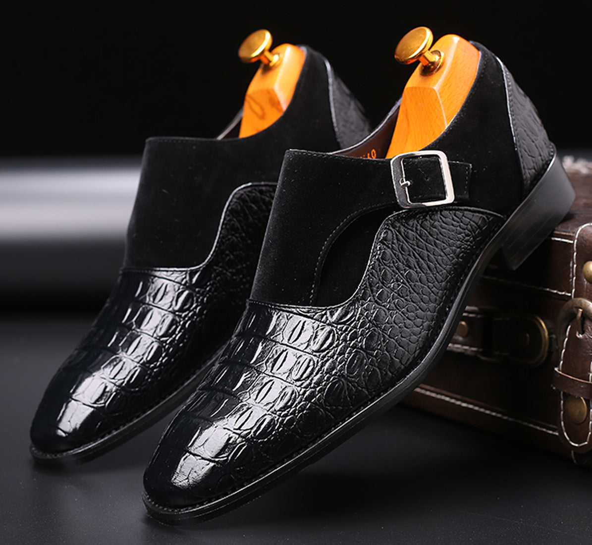 Mocasines para fumar de ante de cocodrilo para hombre