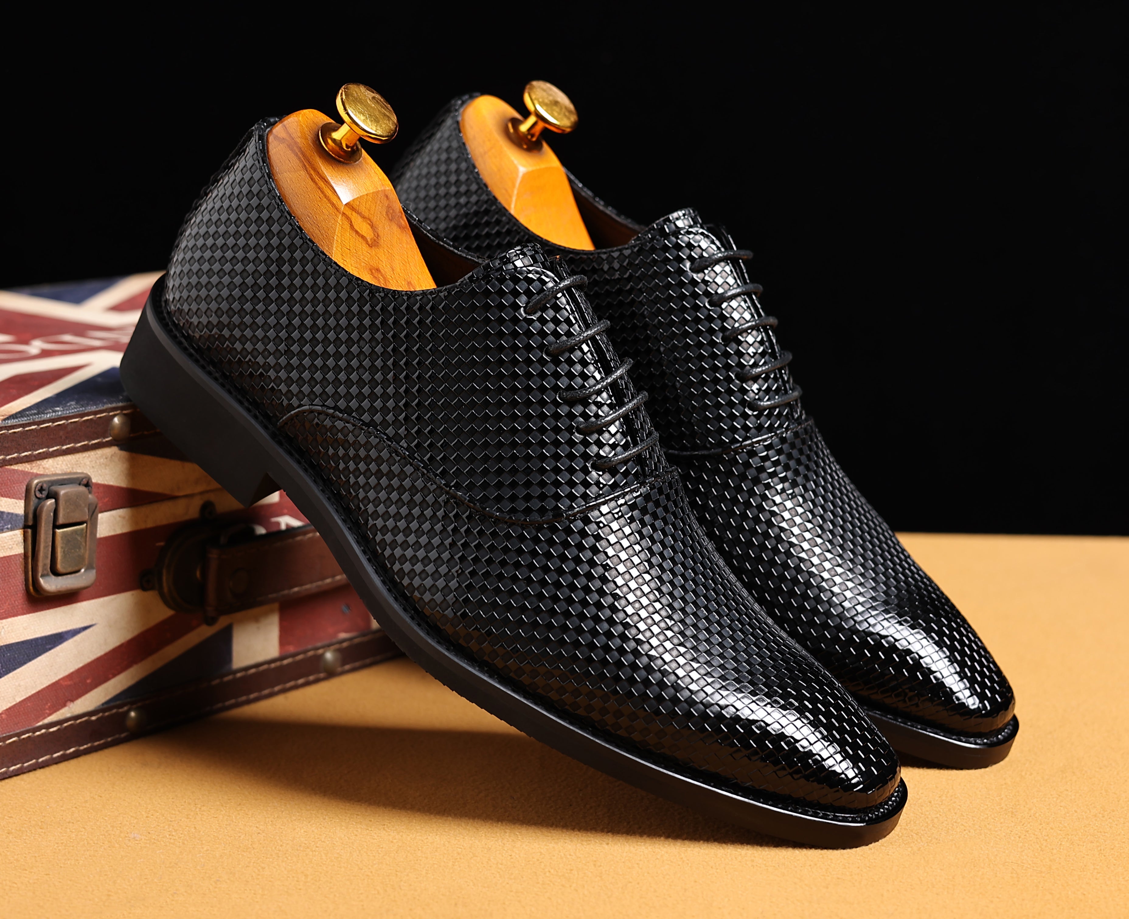 Zapatos Oxford lisos a cuadros para hombre