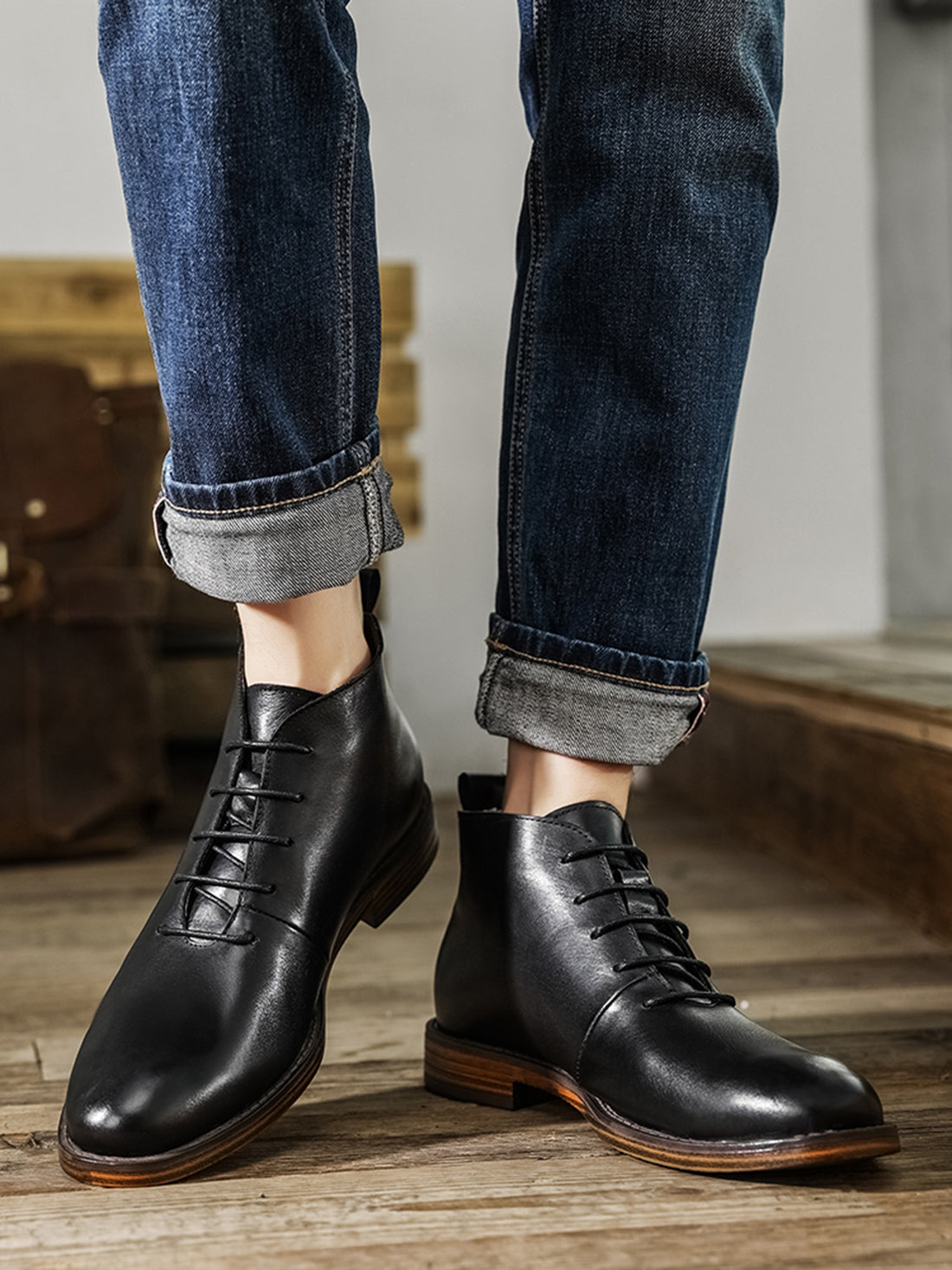 Santimon Genuine Leather Chukka Boots