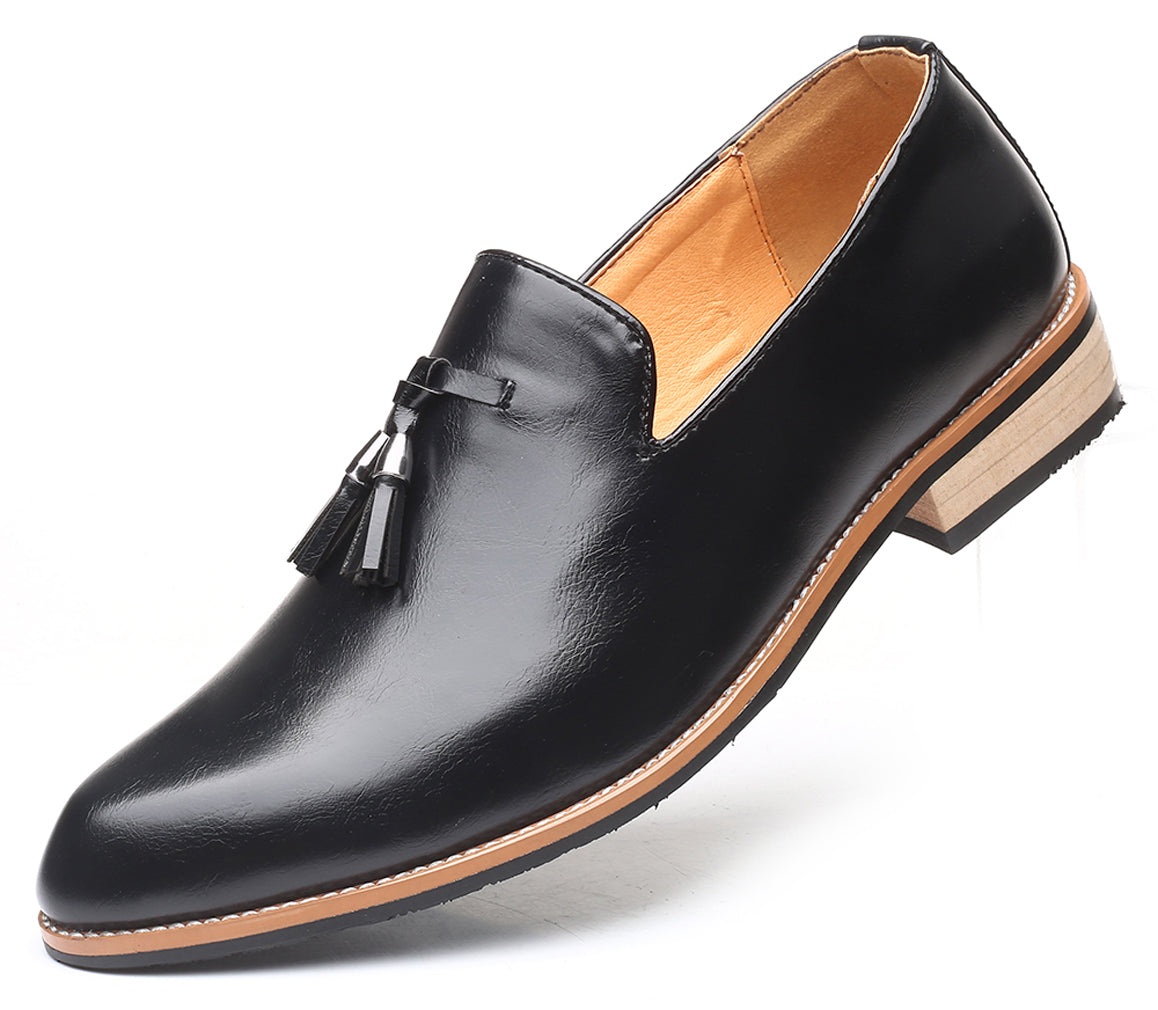 Mocasines clásicos con borlas lisas para hombre 