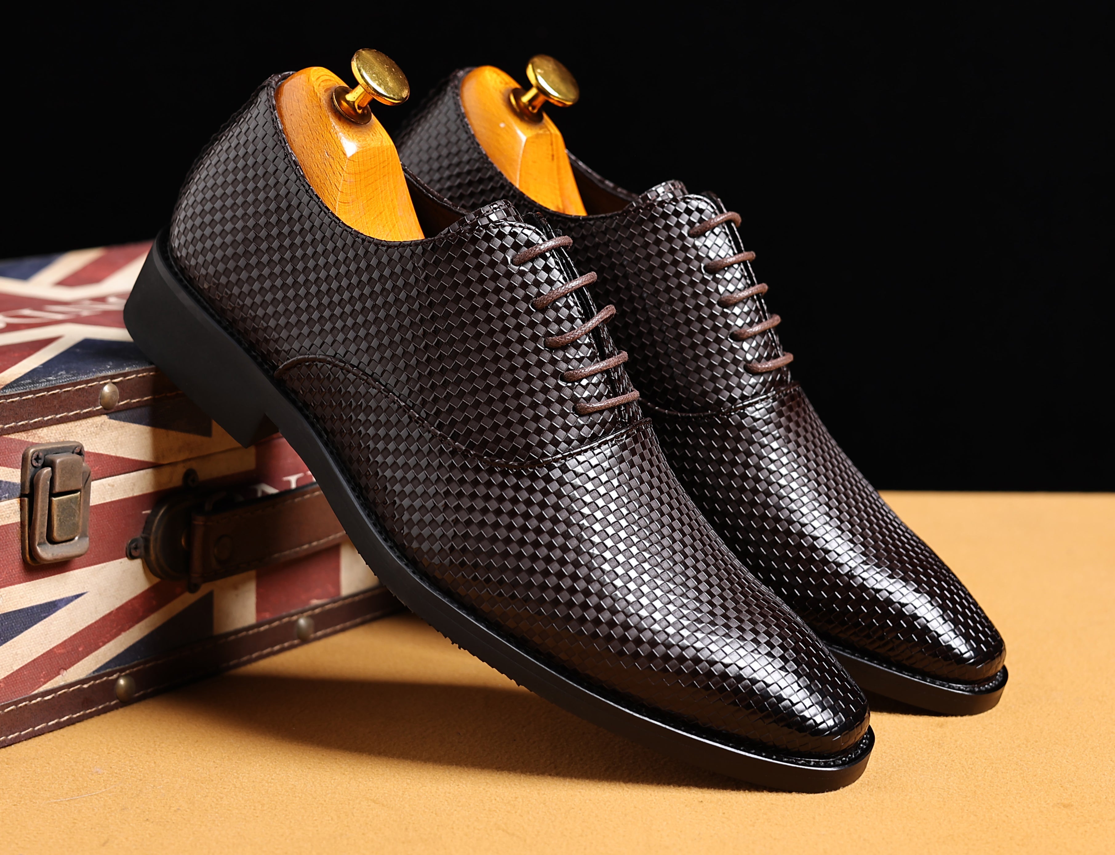 Zapatos Oxford lisos a cuadros para hombre