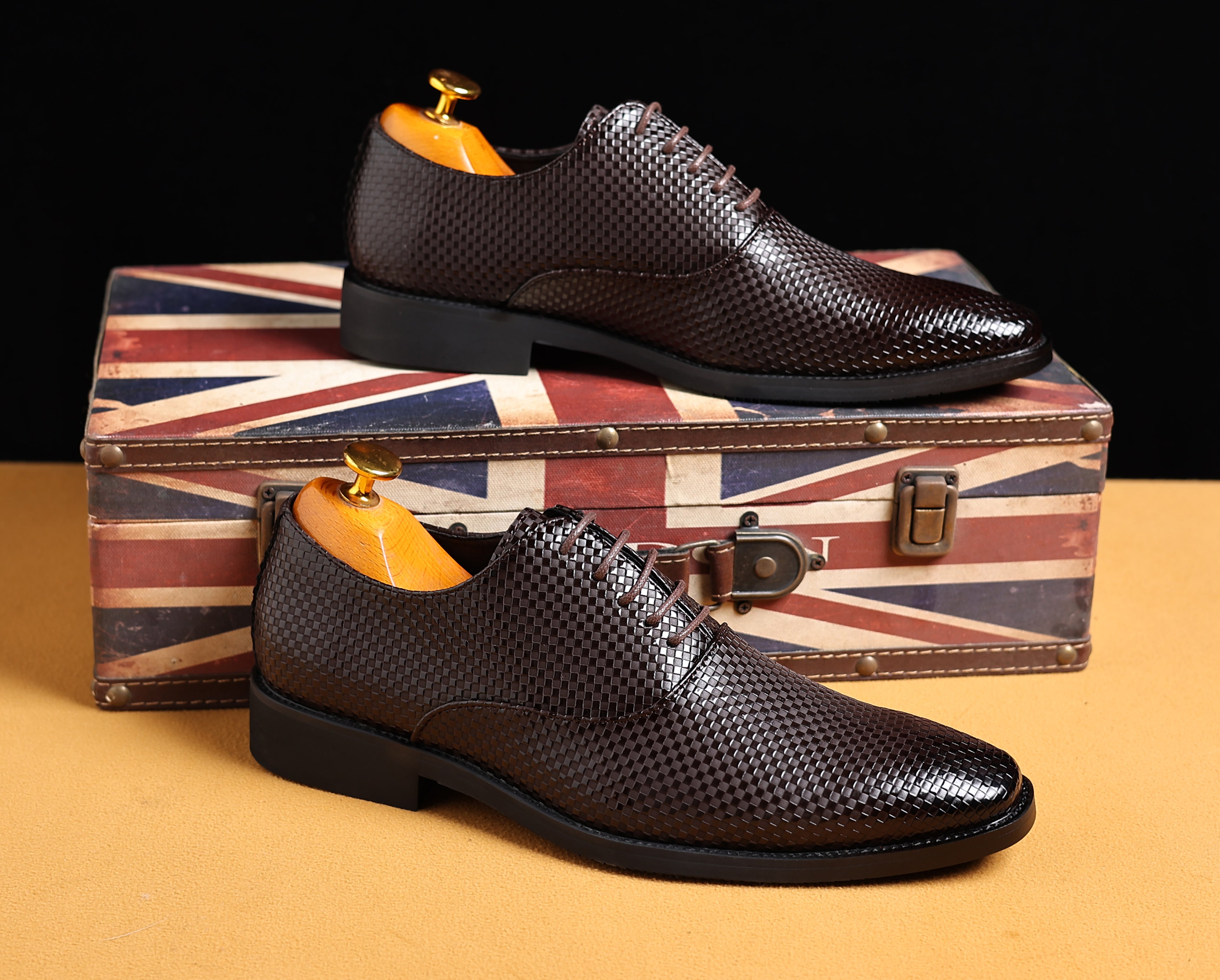 Zapatos Oxford lisos a cuadros para hombre