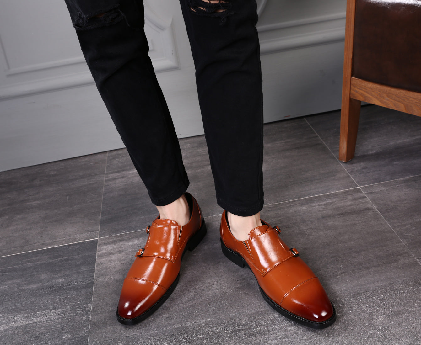 Mocasines con puntera y tira tipo monje para hombre