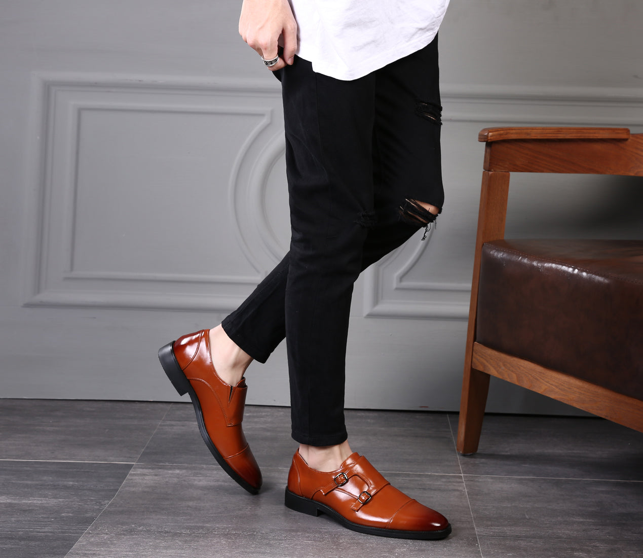 Mocasines con puntera y tira tipo monje para hombre