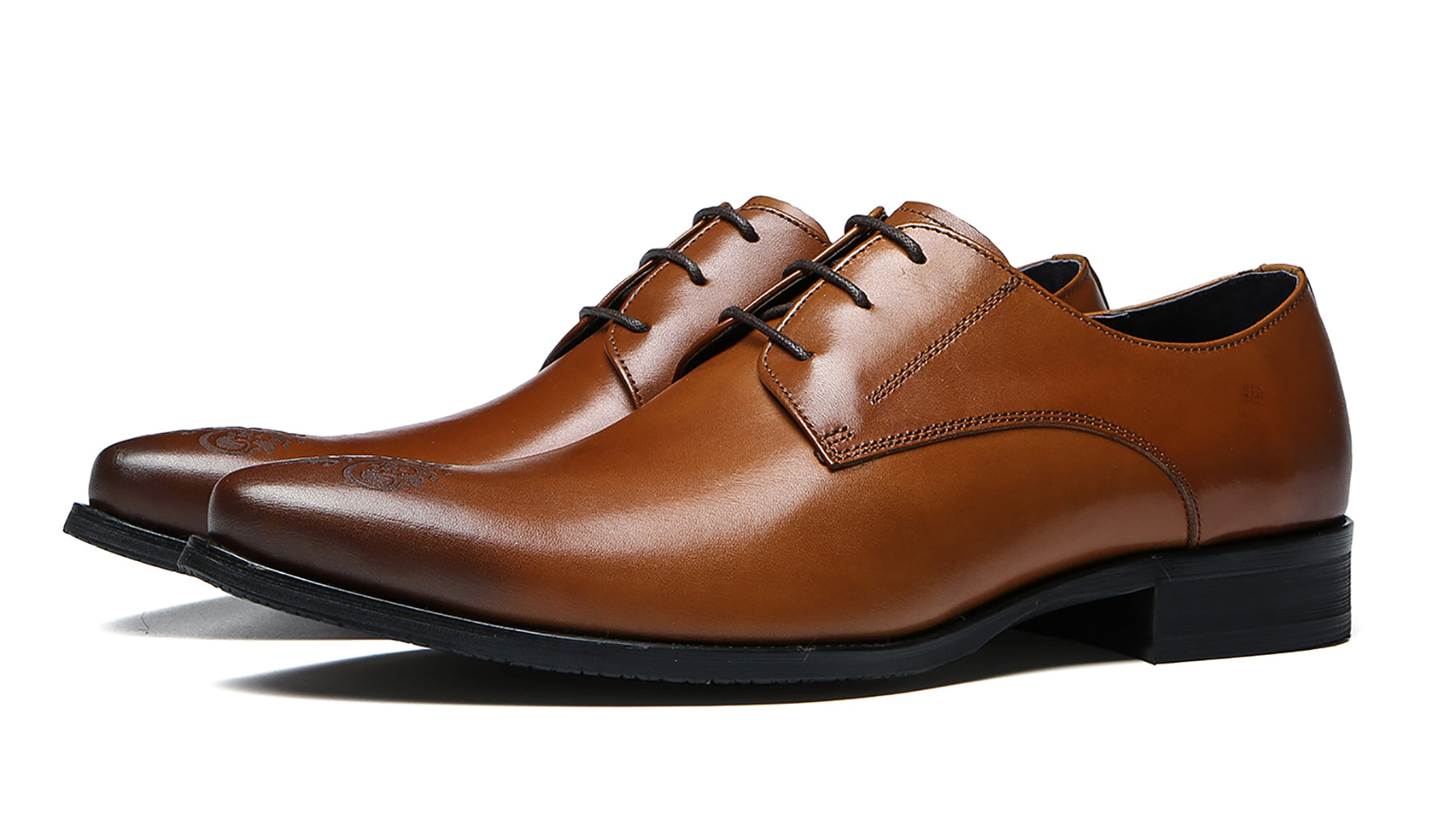 Derby de cuero cómodo Brogues para hombre 