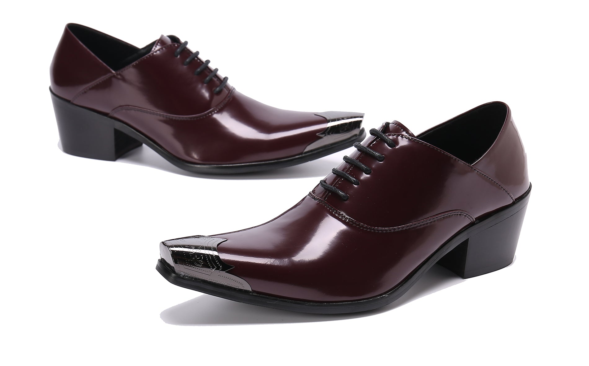 Zapatos occidentales de cuero con punta de metal para hombre
