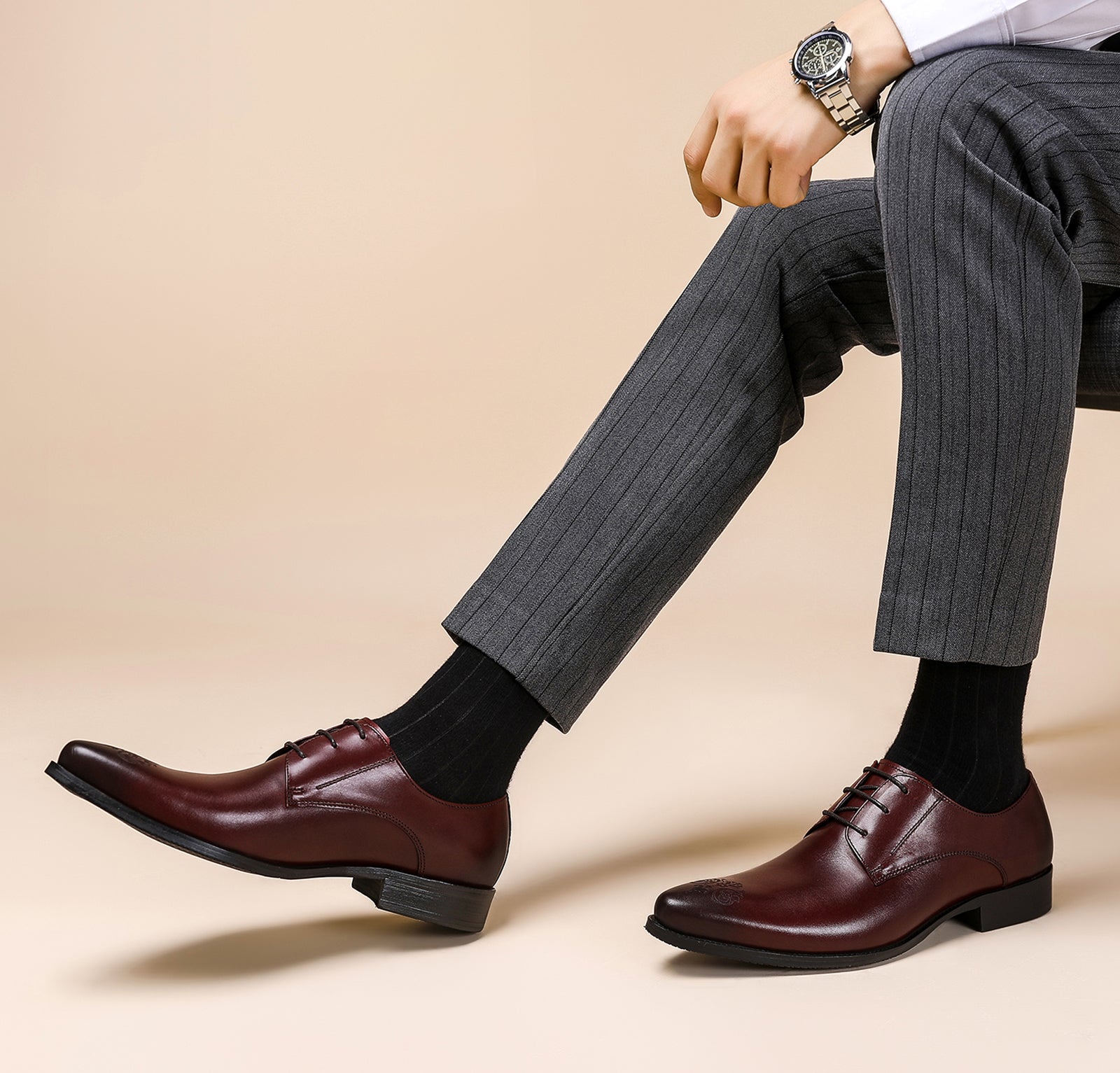 Derby de cuero cómodo Brogues para hombre 