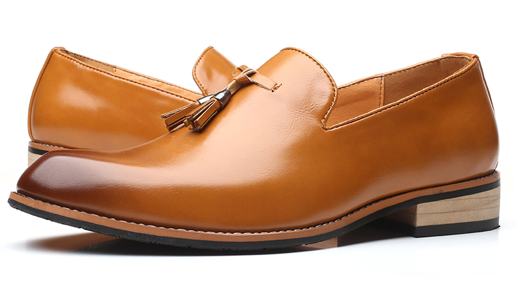 Mocasines clásicos con borlas lisas para hombre 