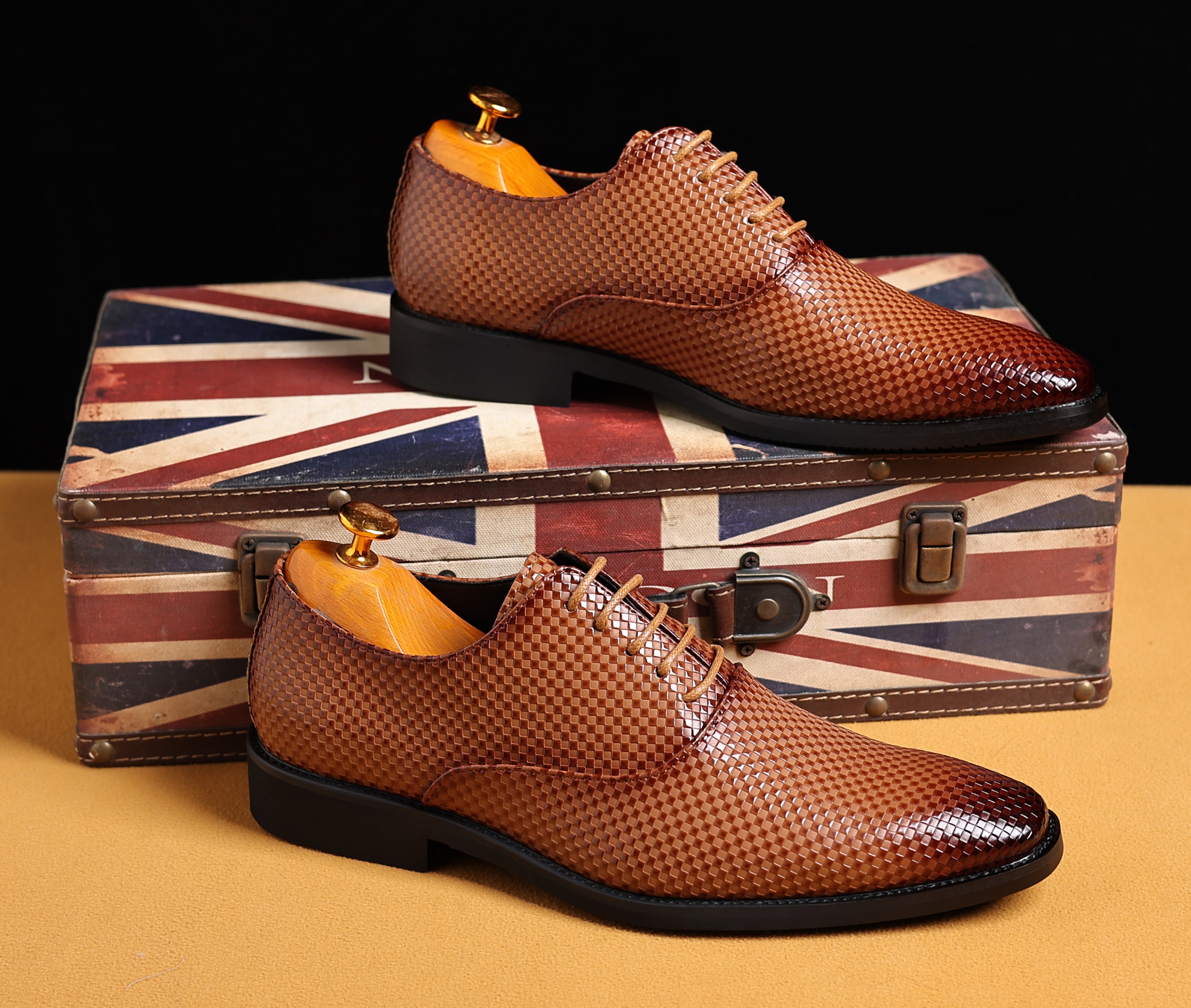 Zapatos Oxford lisos a cuadros para hombre