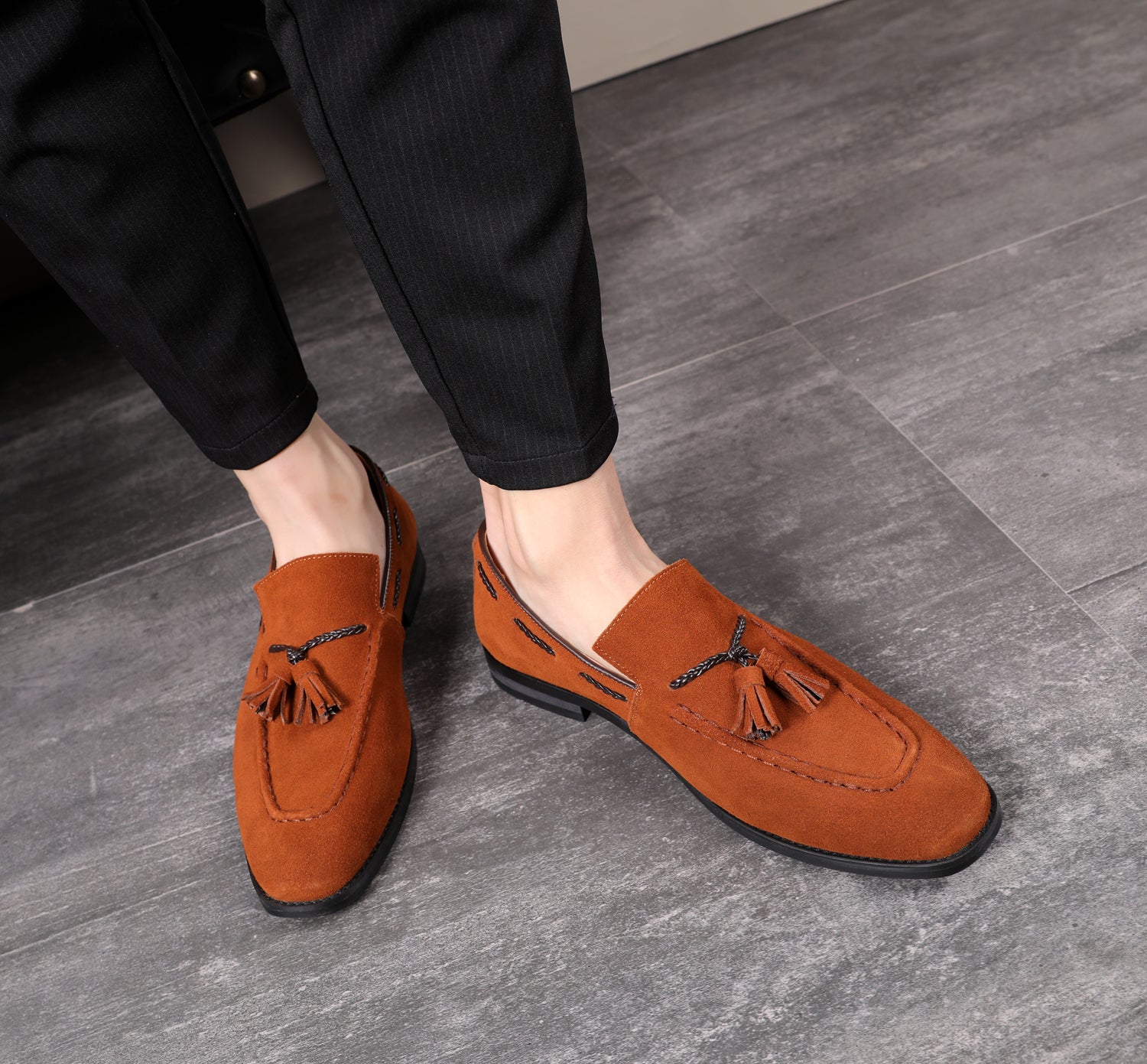 Mocasines con puntera de bicicleta y borlas para hombre