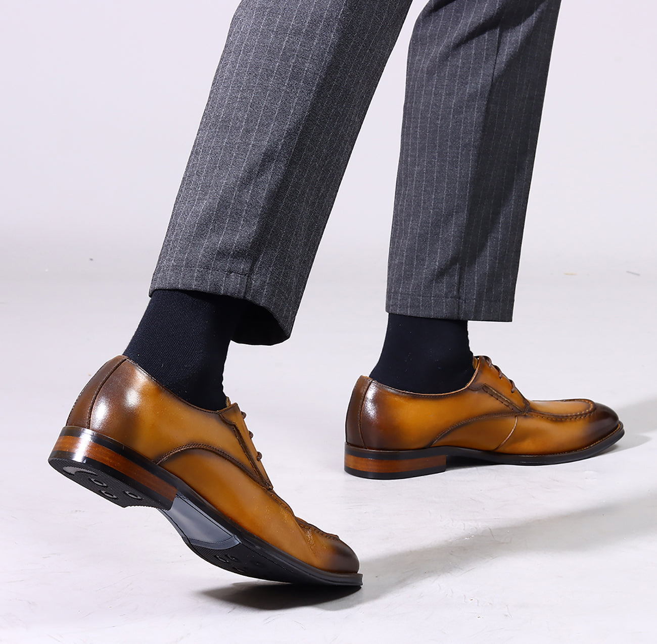 Men's Lace-up Wingtip Leather Derby